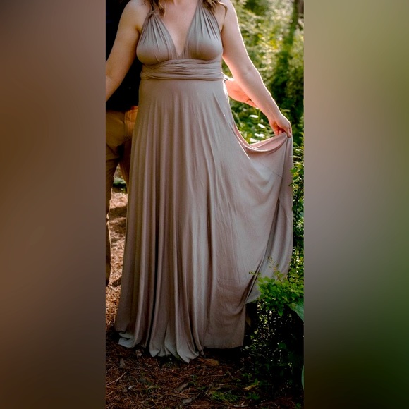 Lulu’s Maxi Wrap Dress - Picture 3 of 12